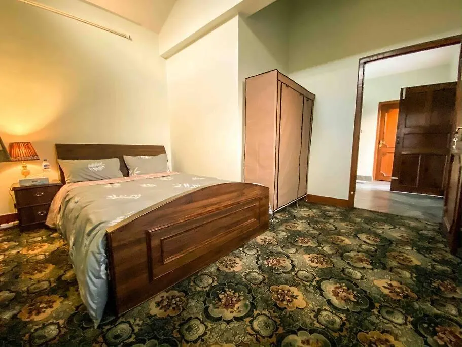 Cheerful 5-Bedroom Villa With Garden And Views Kathmandu Holiday home